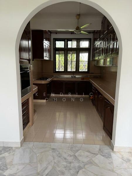 Rumah Banglo untuk Dijual di Taman Hillview (Ulu Kelang) - Kendriic Chong - Kitchen - PropertyGuru.com.my