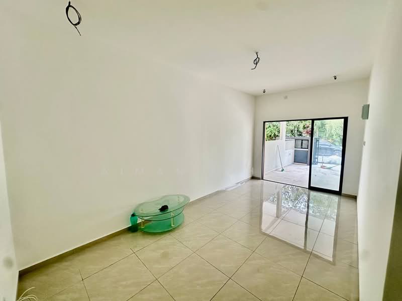 1-storey Terraced House for Sale in Kampung Ketoyong Baru (Tanjung Malim) - AIMAN ZUHDI - Interior - PropertyGuru.com.my