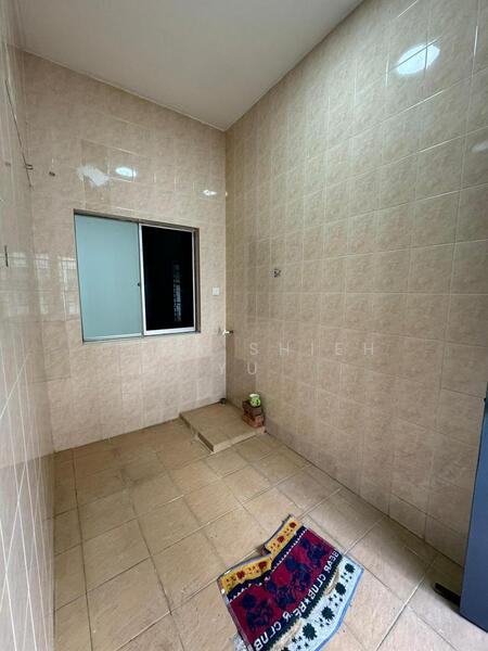 Untuk Disewa - Bukit Indah