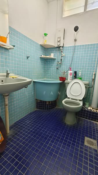 Pangsapuri untuk Dijual di Taman Tanjong - Li Fang - Bathroom - PropertyGuru.com.my