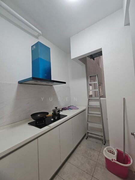 Vertu Resort untuk Untuk Disewa - RM 2,500 /bulan, Mac 2026 - Kitchen - PropertyGuru.com.my