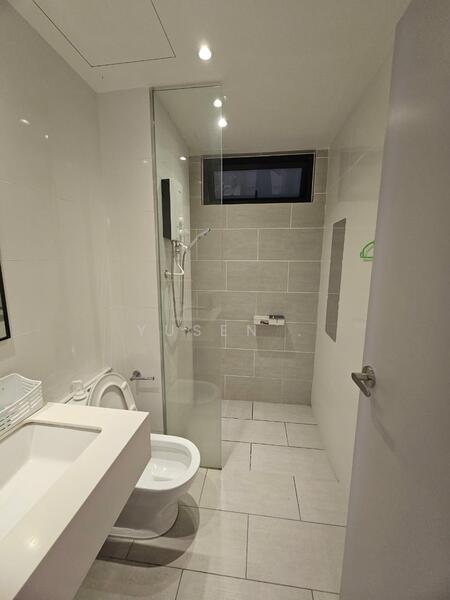 Vertu Resort untuk Untuk Disewa - RM 2,500 /bulan, Mac 2026 - Bathroom - PropertyGuru.com.my