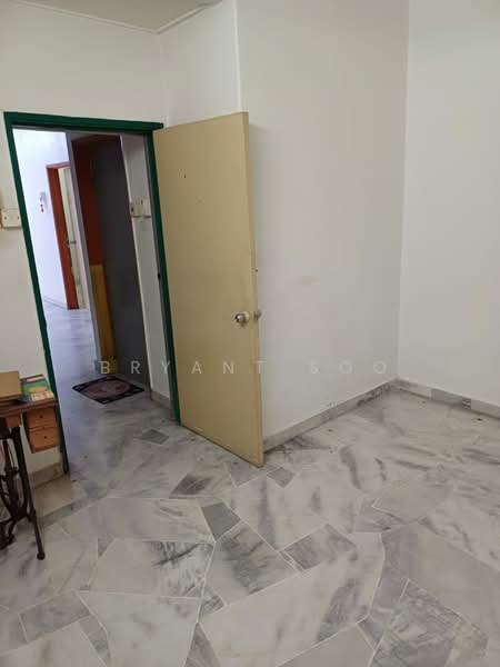 1.5-storey Terraced House for Sale in Bandar Kinrara (Selangor) - Bryant Soo - Interior - PropertyGuru.com.my