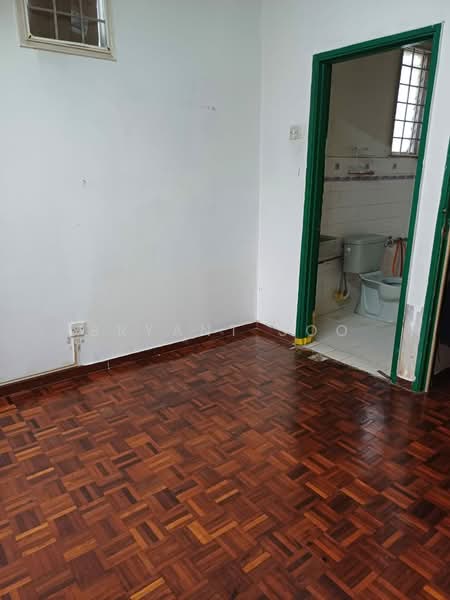 1.5-storey Terraced House for Sale in Bandar Kinrara (Selangor) - Bryant Soo - Bathroom - PropertyGuru.com.my