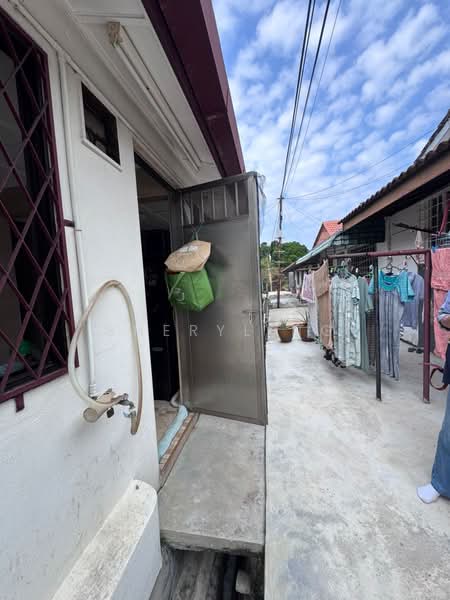 1-storey Terraced House for Sale in Jalan Klang Lama (Old Klang Road) (Kuala Lumpur) - Sheryl Ng - Exterior - PropertyGuru.com.my