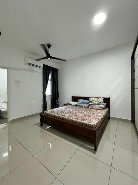 Rini Homes 8 - Phase 6M untuk Untuk Disewa - RM 3,200 /bulan, Feb 2026 - Bedroom - PropertyGuru.com.my