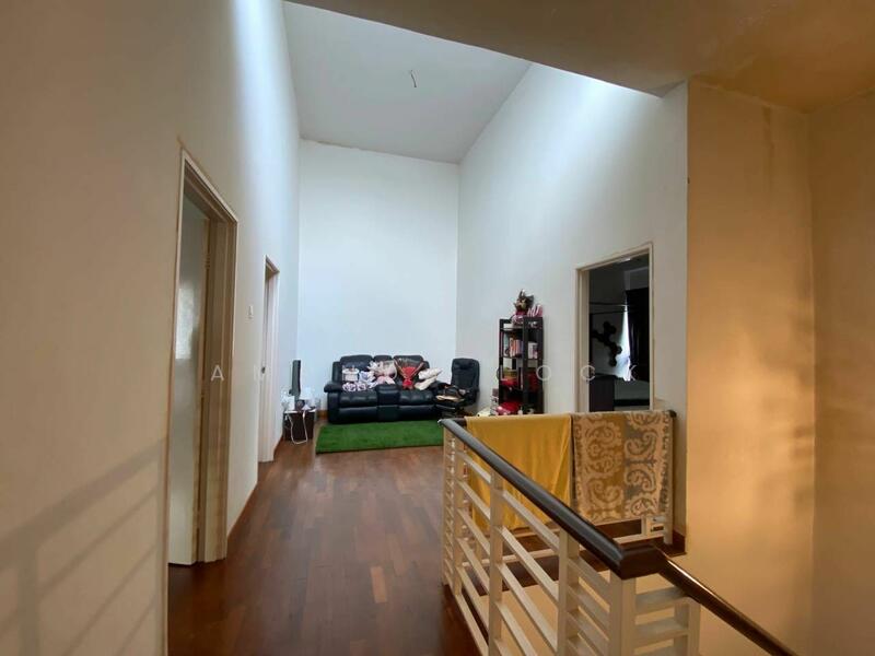 Townhouse for Sale in 16 Sierra (Puchong) - Amanda Lock - Living Room - PropertyGuru.com.my