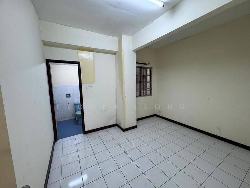 Condominium for Rent at Villa Seri Puteri - Elcoln Leong - Interior - PropertyGuru.com.my