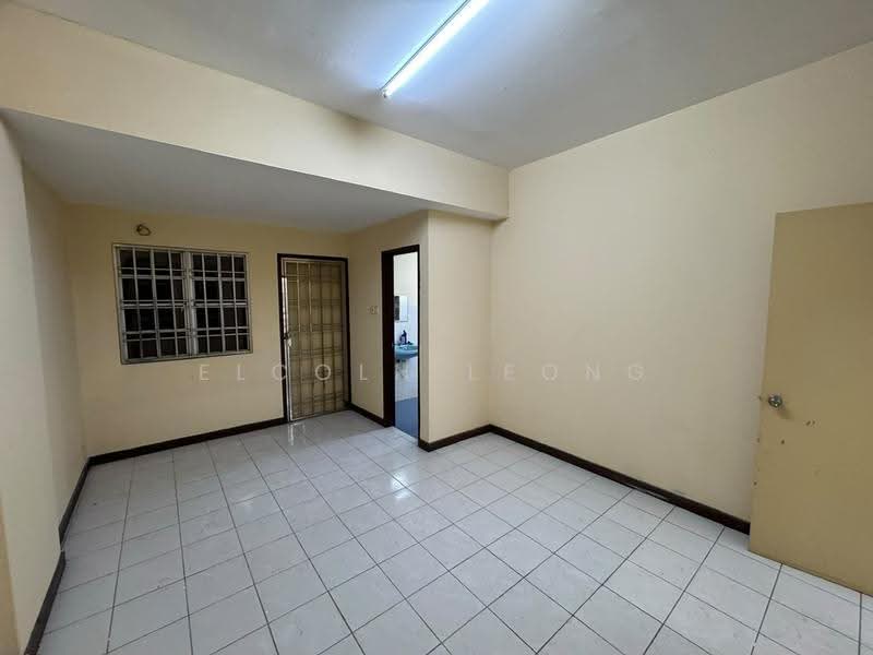Condominium for Rent at Villa Seri Puteri - Elcoln Leong - Interior - PropertyGuru.com.my