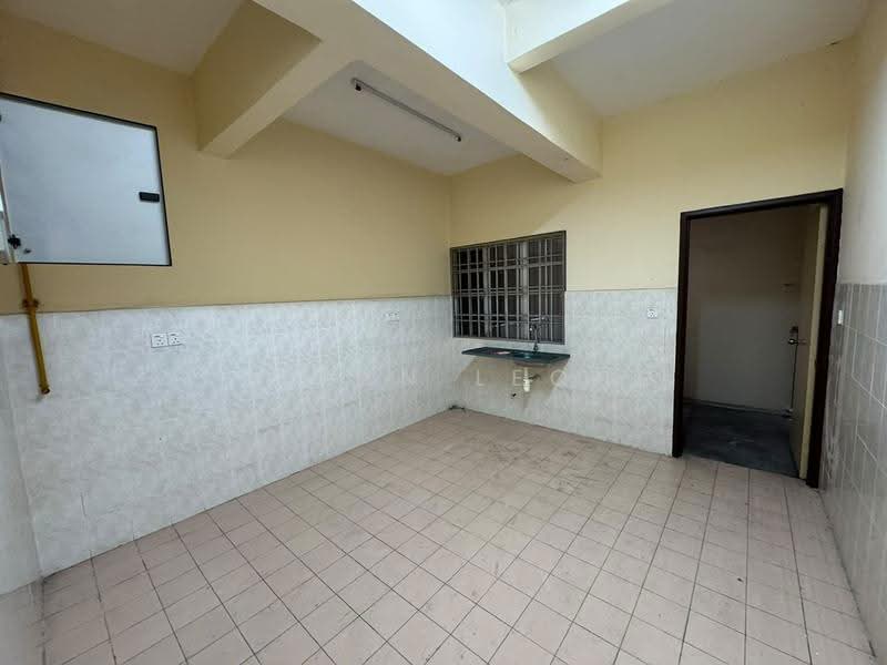 Condominium for Rent at Villa Seri Puteri - Elcoln Leong - Kitchen - PropertyGuru.com.my