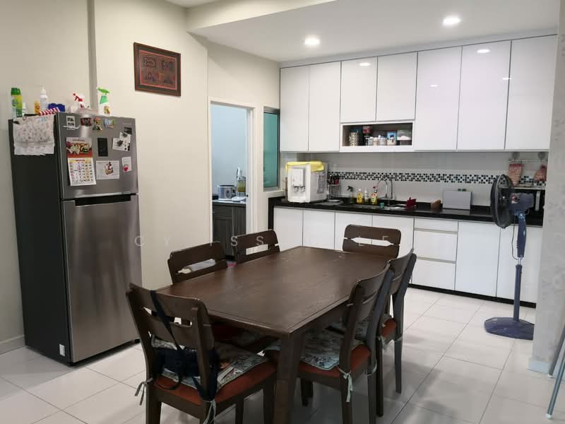 Condominium for Sale at One World 1 - Cy Issac Lee - Kitchen - PropertyGuru.com.my