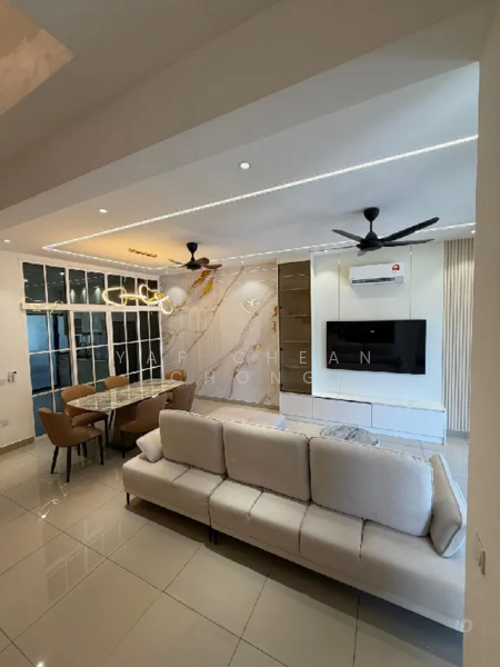 Bandar Bukit Raja : Lyra untuk Untuk Dijual - RM 850,000, Feb 2026 - Living Room - PropertyGuru.com.my