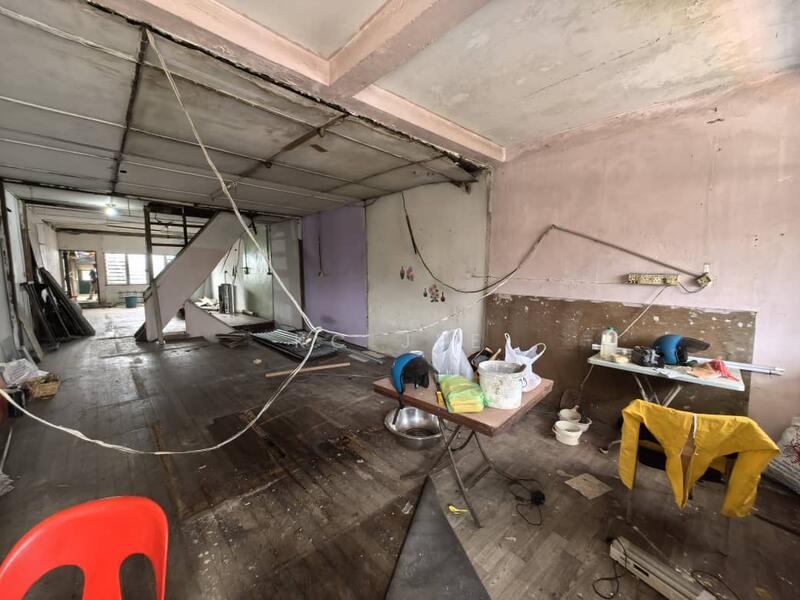 For Rent - Waterfront main bazzar