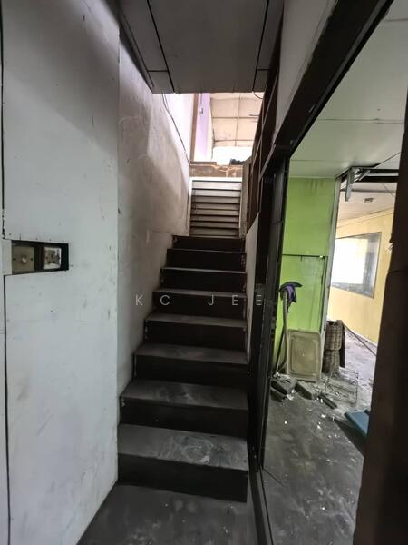 For Rent - Waterfront main bazzar