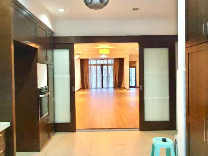 2-storey Terraced House for Sale in Denai Alam (Shah Alam) - R Azlin - Living Room - PropertyGuru.com.my