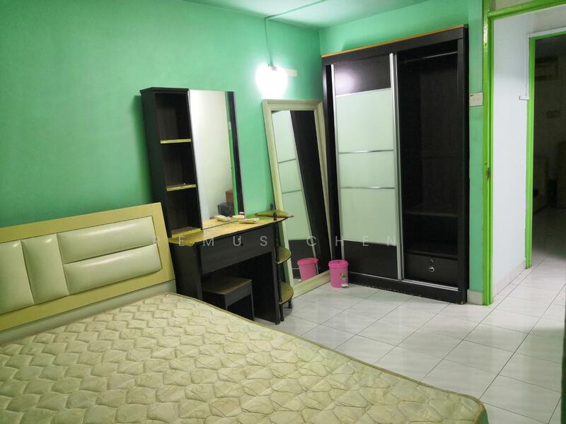 2.5-storey Terraced House for Sale in Taman Dato Senu (Sentul) - Remus Chen - Bedroom - PropertyGuru.com.my