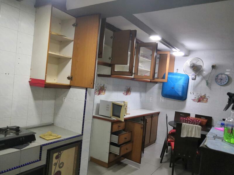 2.5-storey Terraced House for Sale in Taman Dato Senu (Sentul) - Remus Chen - Kitchen - PropertyGuru.com.my