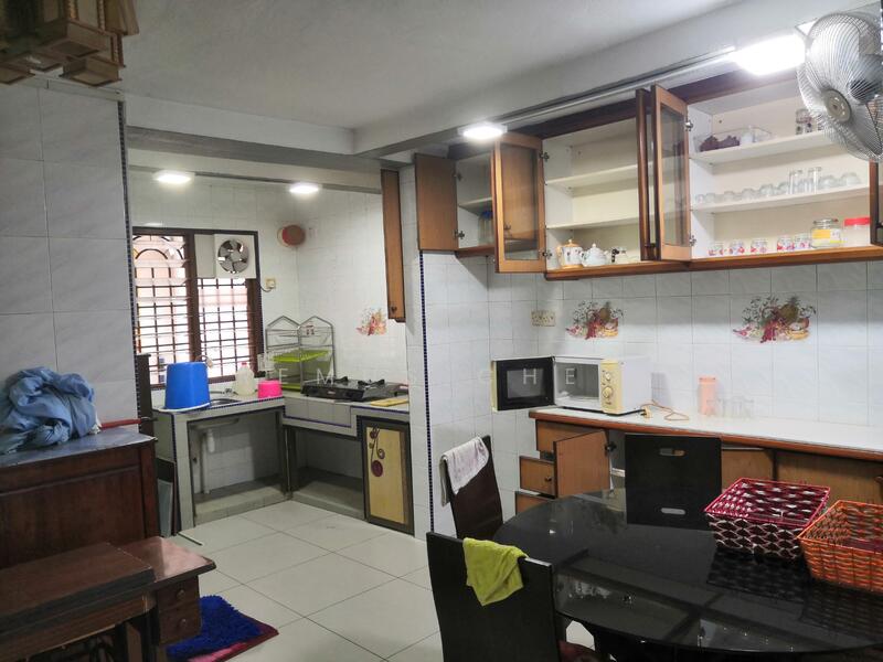 2.5-storey Terraced House for Sale in Taman Dato Senu (Sentul) - Remus Chen - Kitchen - PropertyGuru.com.my