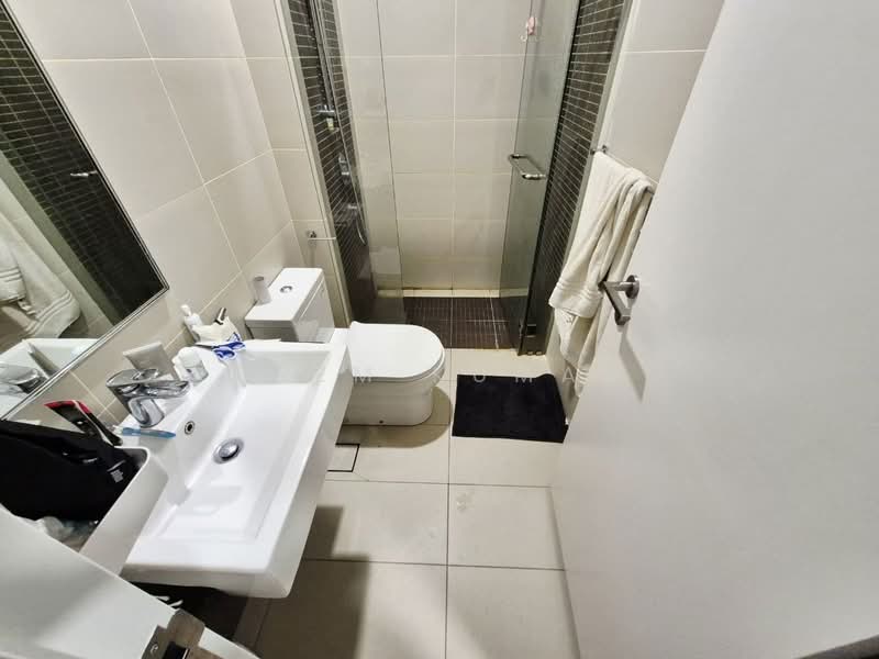 Service Residence for Sale at The Sentral Suites - Prem Kumar - Bathroom - PropertyGuru.com.my