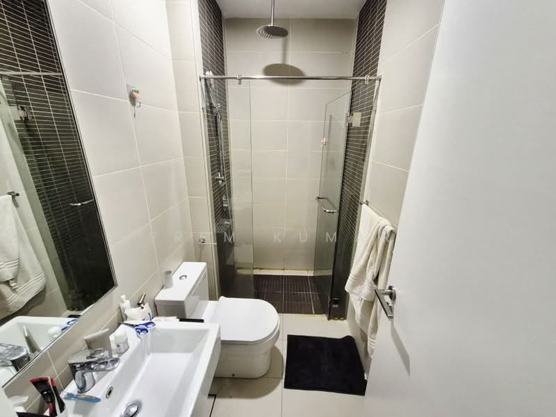 Service Residence for Sale at The Sentral Suites - Prem Kumar - Bathroom - PropertyGuru.com.my