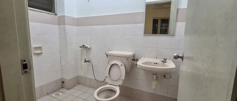 2-storey Terraced House for Sale in Usj 11 (Subang Jaya) - Siao Yin Ng - Bathroom - PropertyGuru.com.my