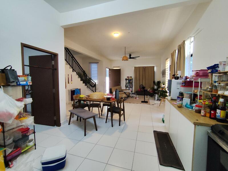 Rumah Teres 2 Tingkat untuk Dijual di Johor Bahru (Johor) - Merry Chua - Living Room - PropertyGuru.com.my