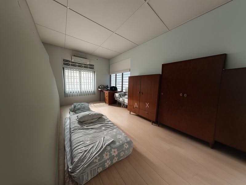 Bungalow House untuk Dijual di Taman Canning (Ipoh) - Ck Max - Bedroom - PropertyGuru.com.my