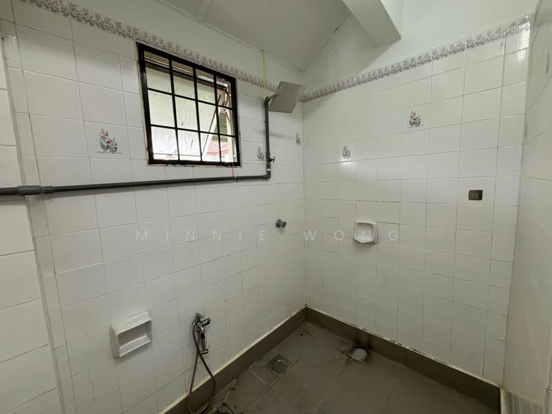 Bungalow House untuk Dijual di Bukit Beruntung (Rawang) - Minnie Wong - Bathroom - PropertyGuru.com.my