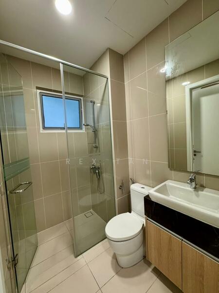 Condominium for Rent at Pavilion Hilltop - Rex Tan - Bathroom - PropertyGuru.com.my