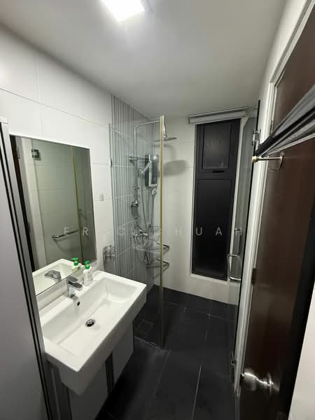 V@SUMMERPLACE untuk Untuk Disewa - RM 3,500 /bulan, Mac 2026 - Bathroom - PropertyGuru.com.my