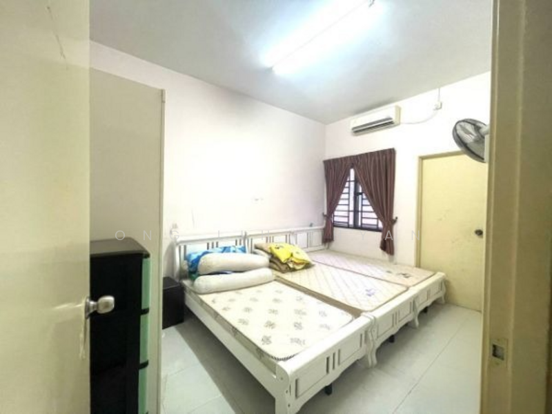2-storey Terraced House for Sale in Tebrau (Johor) - Ong Lih Shyan - Bedroom - PropertyGuru.com.my