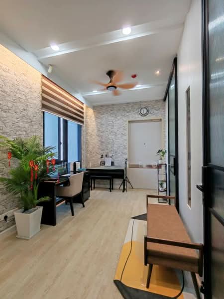 Kondominium untuk Dijual di Moulmein Rise - Chris Teoh - Study - PropertyGuru.com.my