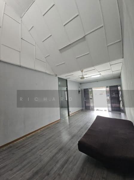 1-storey Terraced House for Sale in SS4 (Petaling Jaya) - Richard Liew - Living Room - PropertyGuru.com.my