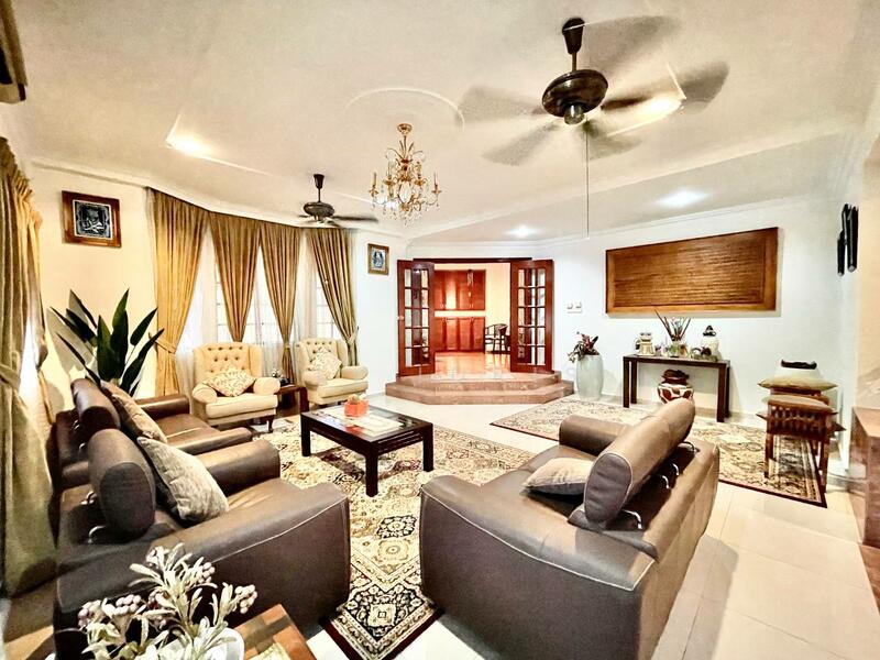 Bungalow for Sale in Kayangan Heights (Shah Alam) - Ali Idris - Living Room - PropertyGuru.com.my