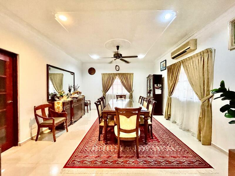 Bungalow for Sale in Kayangan Heights (Shah Alam) - Ali Idris - Dining Room - PropertyGuru.com.my