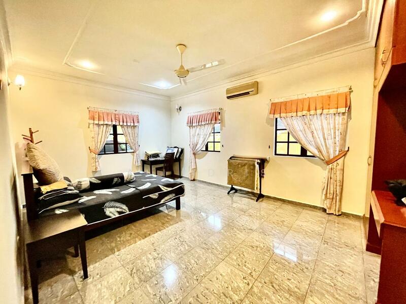 Bungalow for Sale in Kayangan Heights (Shah Alam) - Ali Idris - Bedroom - PropertyGuru.com.my