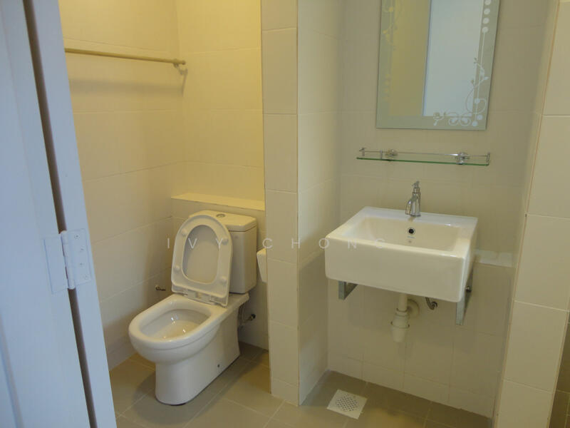Townhouse for Sale in Puchong (Selangor) - Ivy Chong - Bathroom - PropertyGuru.com.my