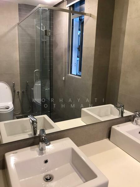 Vivo Residential Suites untuk Untuk Disewa - RM 2,400 /bulan, Feb 2026 - Bathroom - PropertyGuru.com.my