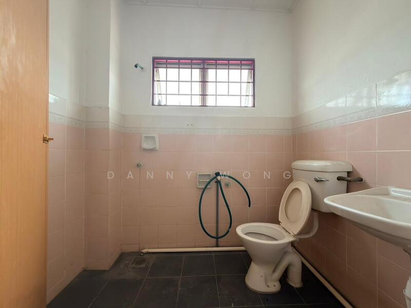2-storey Terraced House for Sale in Rawang (Selangor) - Danny Wong - Bathroom - PropertyGuru.com.my