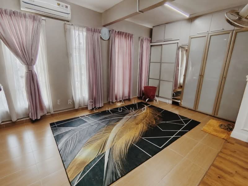 Rumah Teres 2 Tingkat untuk Dijual di TAMAN PUCHONG UTAMA (Puchong) - Eric Lau Mun Chung - Bedroom - PropertyGuru.com.my