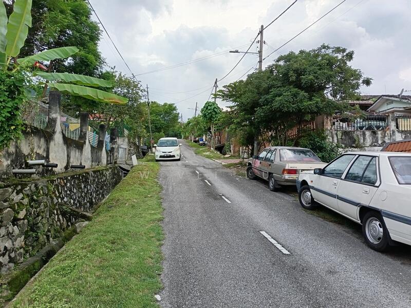 For Sale - Self build bungalow at Kampung Tasik Permai,Selangor.