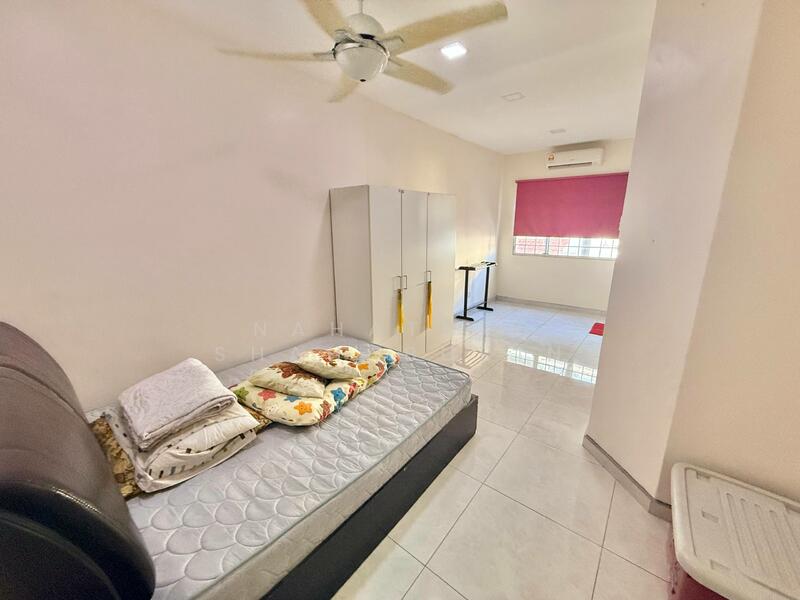 Rumah Teres 2 Tingkat untuk Dijual di Bukit Jelutong (Shah Alam) - Nahathir Shahabudin - Bedroom - PropertyGuru.com.my