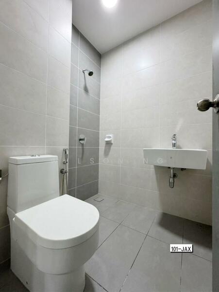 Semi-Detached House for Sale in Shah Alam (Selangor) - Wilson Ng - Bathroom - PropertyGuru.com.my