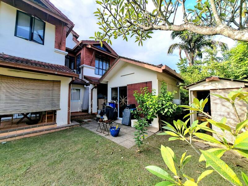 2-storey Terraced House for Sale in Bukit Jelutong (Shah Alam) - Nahathir Shahabudin - Exterior - PropertyGuru.com.my