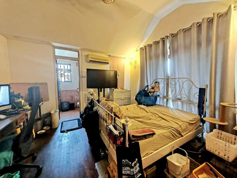 2-storey Terraced House for Sale in Bukit Jelutong (Shah Alam) - Nahathir Shahabudin - Bedroom - PropertyGuru.com.my