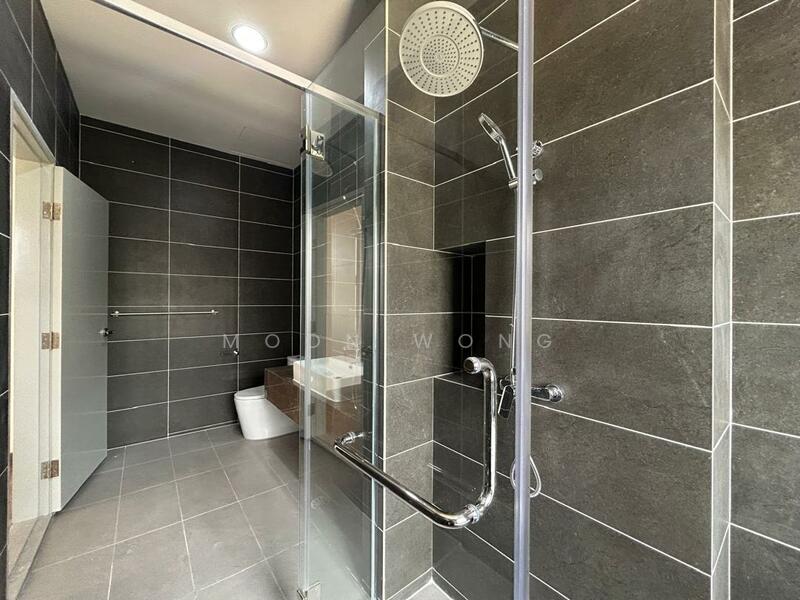 Semi-Detached House for Rent in Cyber 10 (Cyberjaya) - Moon Wong - Bathroom - PropertyGuru.com.my
