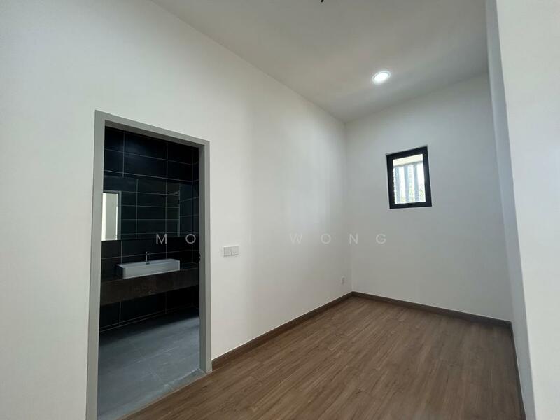 Semi-Detached House for Rent in Cyber 10 (Cyberjaya) - Moon Wong - Bathroom - PropertyGuru.com.my