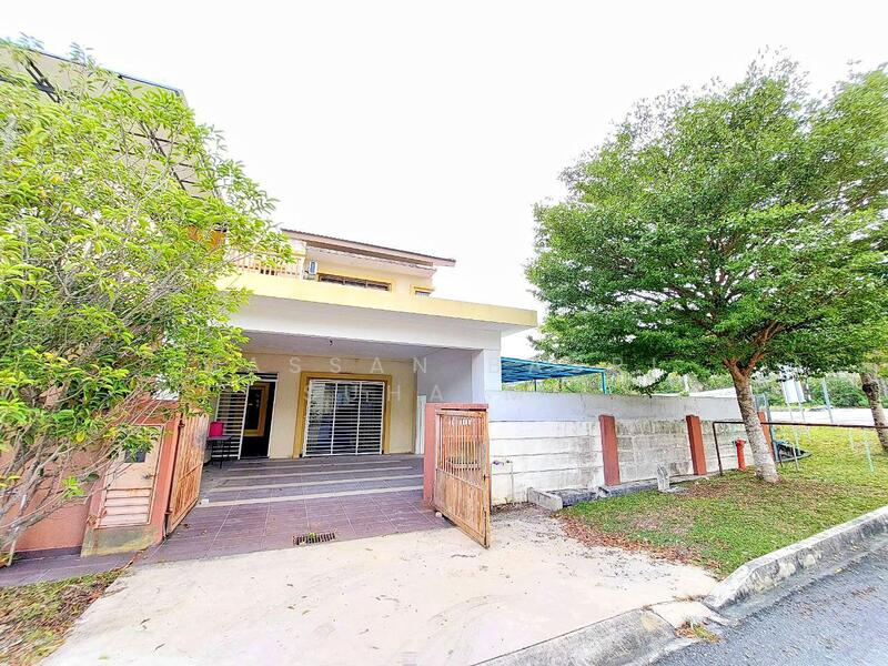 2-storey Terraced House for Sale in Nilai (Negeri Sembilan) - Hassan Basri Suhaimi - Exterior - PropertyGuru.com.my