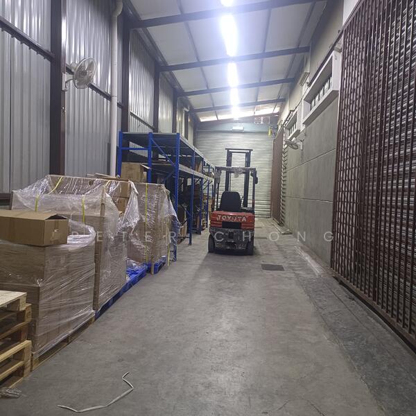 Semi-D Factory for Sale in Kawasan Perindustrian Batu Caves (Batu Caves) - Peter Chong - Interior - PropertyGuru.com.my