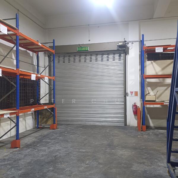Semi-D Factory for Sale in Kawasan Perindustrian Batu Caves (Batu Caves) - Peter Chong - Interior - PropertyGuru.com.my
